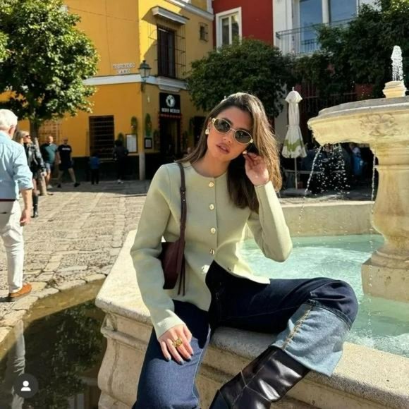 ZARA STRAIGHT CUT HIGH WAIST JEANS ZW COLLECTION - Picture 3 of 7